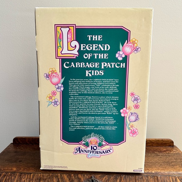 Vintage Cabbage Patch Kids Doll - Picture 2 of 3